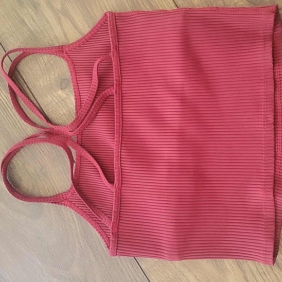 Carbon38 Strappy Ribbed Tank Maroon. SIZE small . - Picture 2 of 4